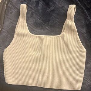 LAST CHANCE -Babaton sculpt knit crop, L, matte pearl